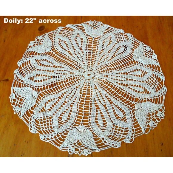 Crocheted Doily Vintage Doilys Large Ecru Centerpiece A262 - Picture 3 of 3